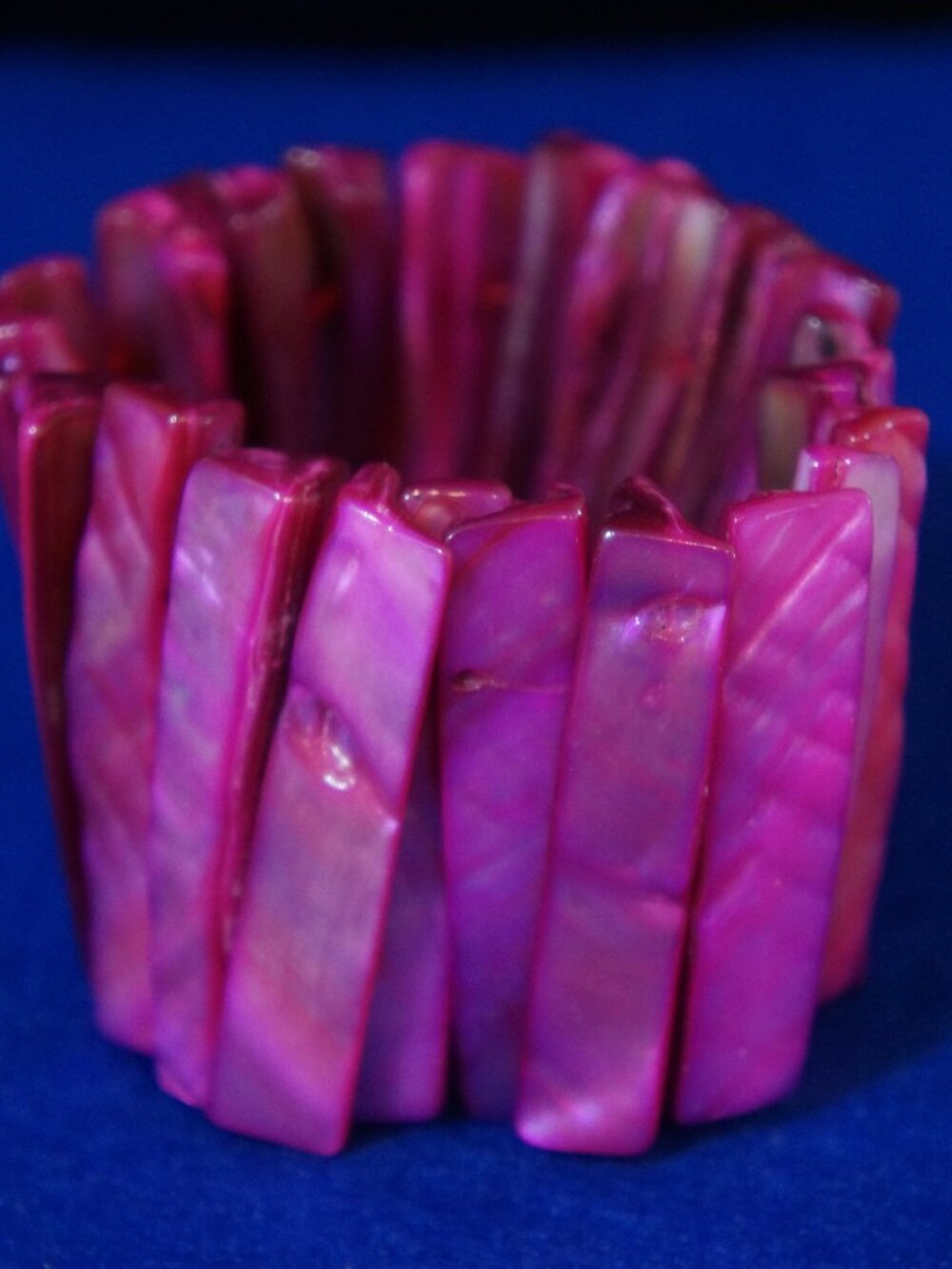 Vintage Fuchsia Pink Mother of Pearl Shell Wide Stretch Cuff Bracelet - 1.5"